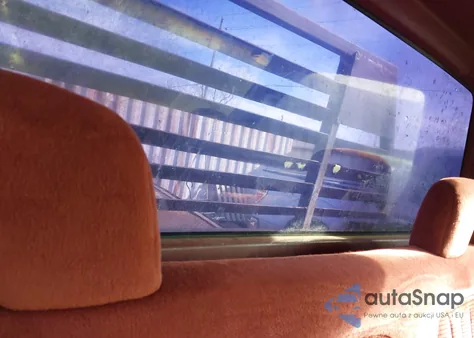 1992 Chevrolet Gmt-400 K3500 z USA, uszkodzony, nr VIN 1GCHK34F7NE187776